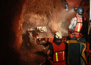 Endeavour Silver informa perdidas en el tercer trimestre y perdida de orientación