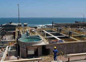 Chile: El exitoso modelo de desaladoras de agua que podría replicarse en otras regiones