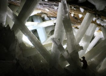 Tecnología: The cost of crystal mining