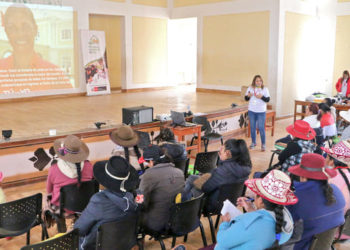Mujeres de Velille recibieron capacitación en minería, empoderamiento y emprendimiento
