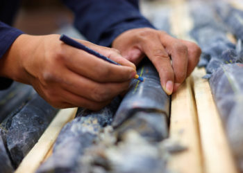 Nickel, cobalt price:  Electric car sales are tanking, but metal use spikes