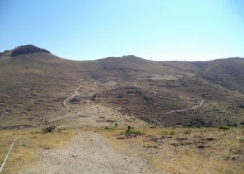 Centerra pours first gold at Öksüt mine, stock jumps