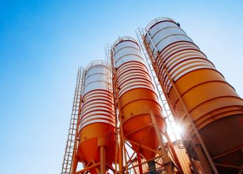 Tecnología: Lime powder silo measurement: overcoming dust generation and product buildup