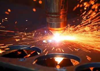 Chile: Minería empujó la producción industrial post estallido, que creció 5% en noviembre