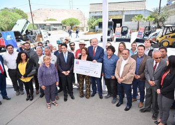 Chile: Ministro Prokurica entrega más de $ 350 millones para fortalecer a la pequeña minería de Atacama