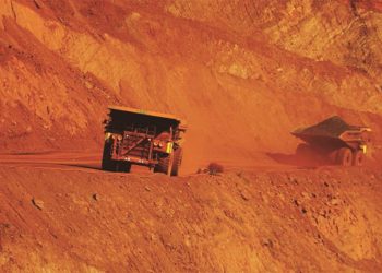 La producción trimestral de mineral de hierro de BHP aumenta, mantiene orientación