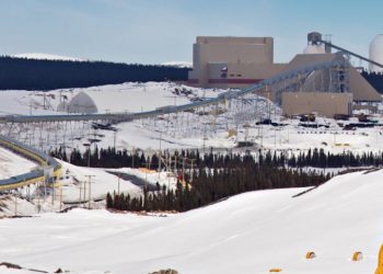 Campeón para aumentar el trabajo en Bloom Lake