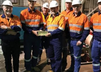 RNC solidifica enfoque en oro, cambio de nombre