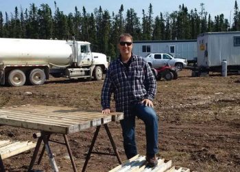 Rockcliff golpea cobre y zinc cerca de la superficie en Freebeth