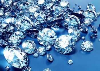 Alrosa reduce pronóstico de producción por caída de la demanda
