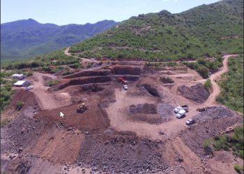 Proyecto oposura de azure minerals