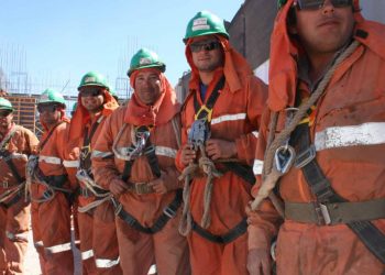 la minería superó el 70% de la mano de obra local
