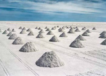 Proyecto Kachi de lake resources