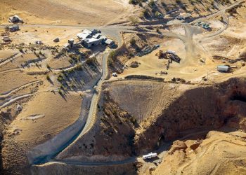 Broadway gold mining