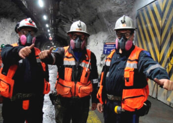 Santa Cruz: Firmaron convenio para brindar capacitaciones al sector minero y de construcción