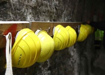 Sector minero de México, limitado a operaciones esenciales durante emergencia por coronavirus: fuentes