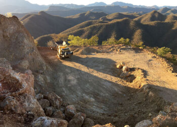 Cerro de oro de minera Alamos