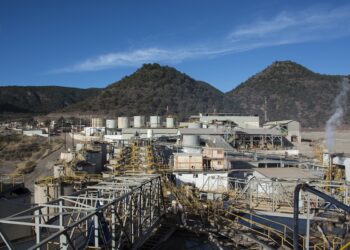 Las interrupciones de virus casi reducen a la mitad la producción de Endeavour Silver