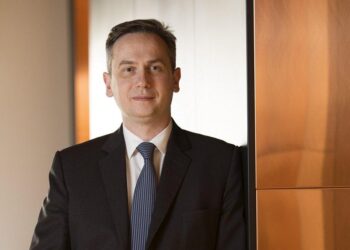 Rio tinto director ejecutivo