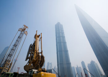 Precios del hierro se elevan por boom de la construcción