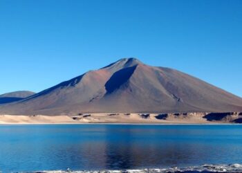 Wealth minerals y enami firman acuerdo