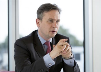 actual ceo de rio tinto