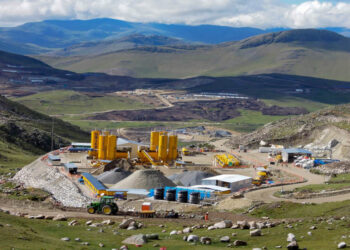 Rio tinto firma acuerdo con minmetals