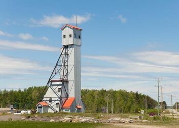 Equinox gold compra Premier gold mines