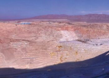 Chile: Ejecutivos mineros analizaron la crisis y llamaron a colaborar para salir adelante