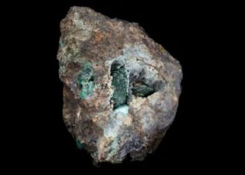 Kernowita: descubren nuevo mineral «increíble»