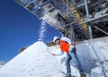 Sqm busca recaudar capital