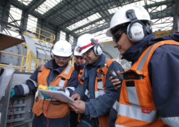 Trabajadores mineros