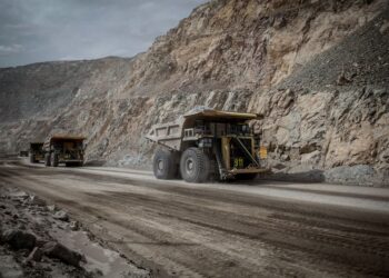 El cobre retrocedería desde máximos de casi ocho años