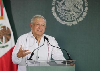 Empresa minera canadiense amlo