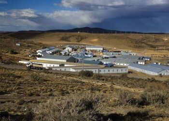 México: Santacruz Silver produce récord de plata en 2020