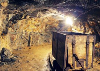 Producción cobre oro