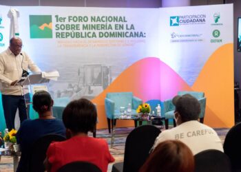 Reflexionan sobre falta de transparencia en el Primer Foro Nacional sobre Minería