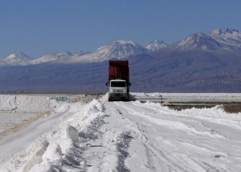 Chile: Sociedad ligada a Julio Ponce concreta venta de acciones de SQM