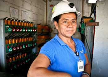 IGF propone acciones de política para apoyar a mujeres en minería