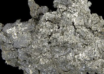 El oro y la plata demuestran la viabilidad de un nuevo proceso para construir materiales ultraligeros