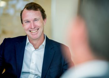 El CEO de Endeavour Mining, Sebastien de Montessus, es nuestra Persona Minera del Año 2020