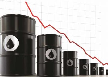 Los precios del petróleo caen por las perspectivas de oferta y demanda mixtas