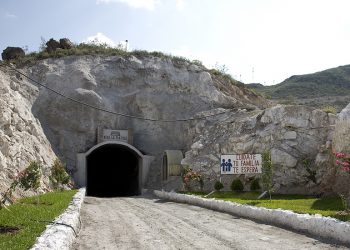 Huelga obliga a Excellon Resources a detener mina de plata mexicana
