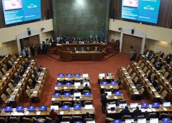 Chile: Postergan votación del proyecto de realeza