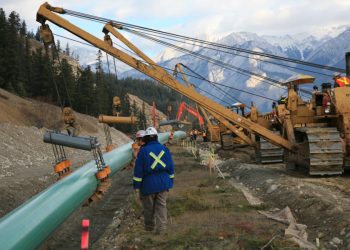 La expansión del oleoducto Trans Mountain de Canadá se eleva a más de $ 16 mil millones
