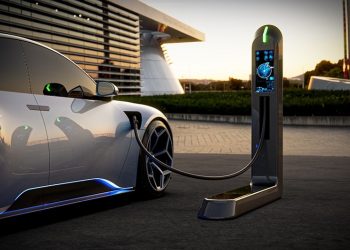 Las ventas globales de vehículos eléctricos aumentaron en 2021, al igual que el despliegue de químicas de baterías con alto contenido de níquel