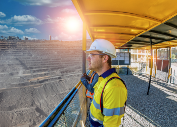 Ontario financia capacitación en salud mental y recursos para trabajadores mineros