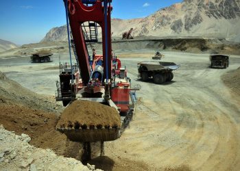 Anglo American asegura que Los Bronces Integrado “cumple con todos los criterios normativos ambientales exigidos”