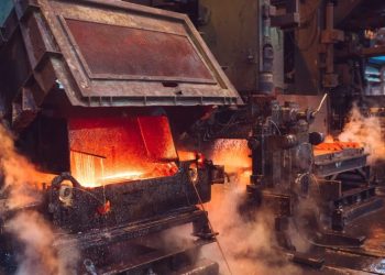 El precio del mineral de hierro sube a $ 150 después de que China suaviza los objetivos verdes del acero