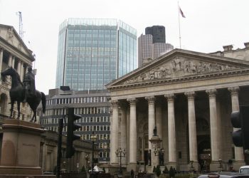 The View from England: Es la economía, estúpido